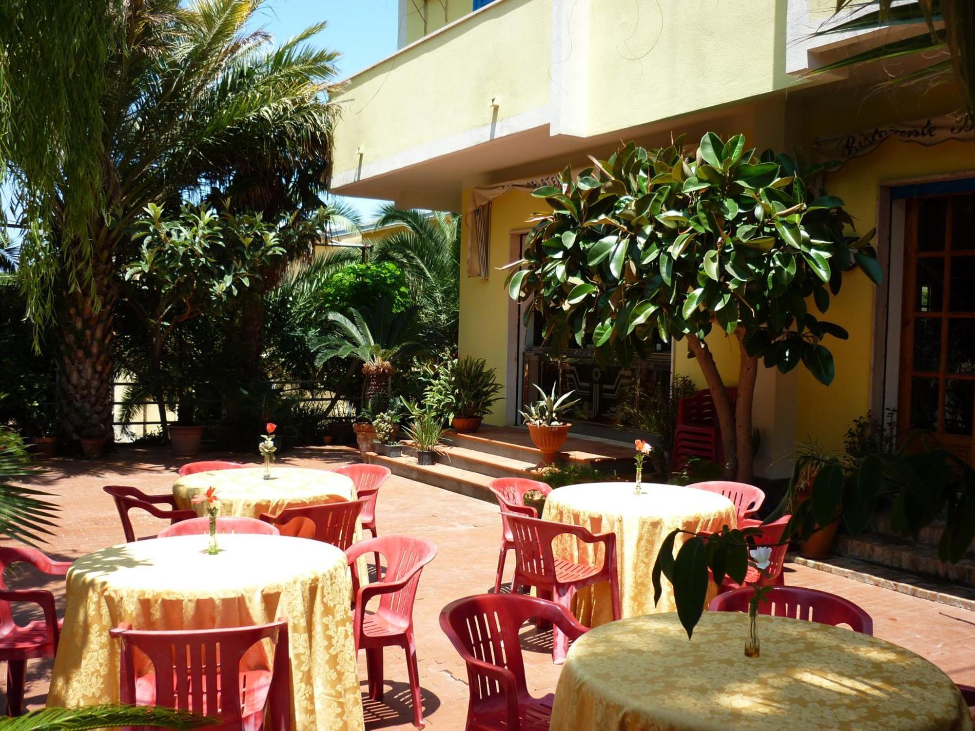 Hotel Alexander Santa Domenica  Exterior photo